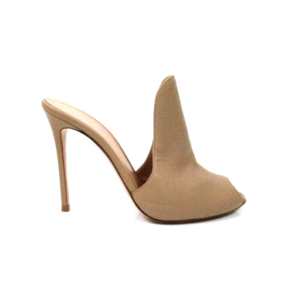 Gianvito Rossi Suede Slip On Peep Toe Stilettos Mule Beige Women's Size EU 37 - Picture 1 of 8